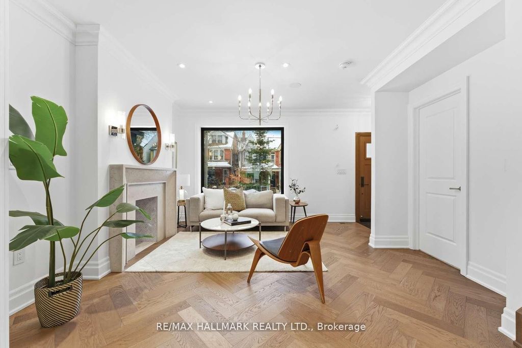 Photo of 90 Garden Avenue, Toronto, ON M6R 1H7 (MLS # W12881384)