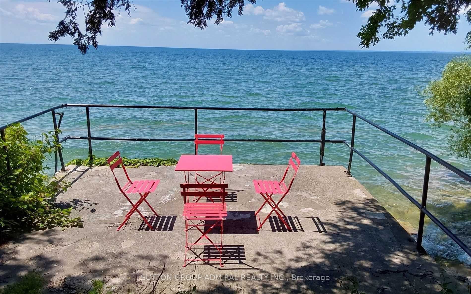 2392 Lakeshore Drive