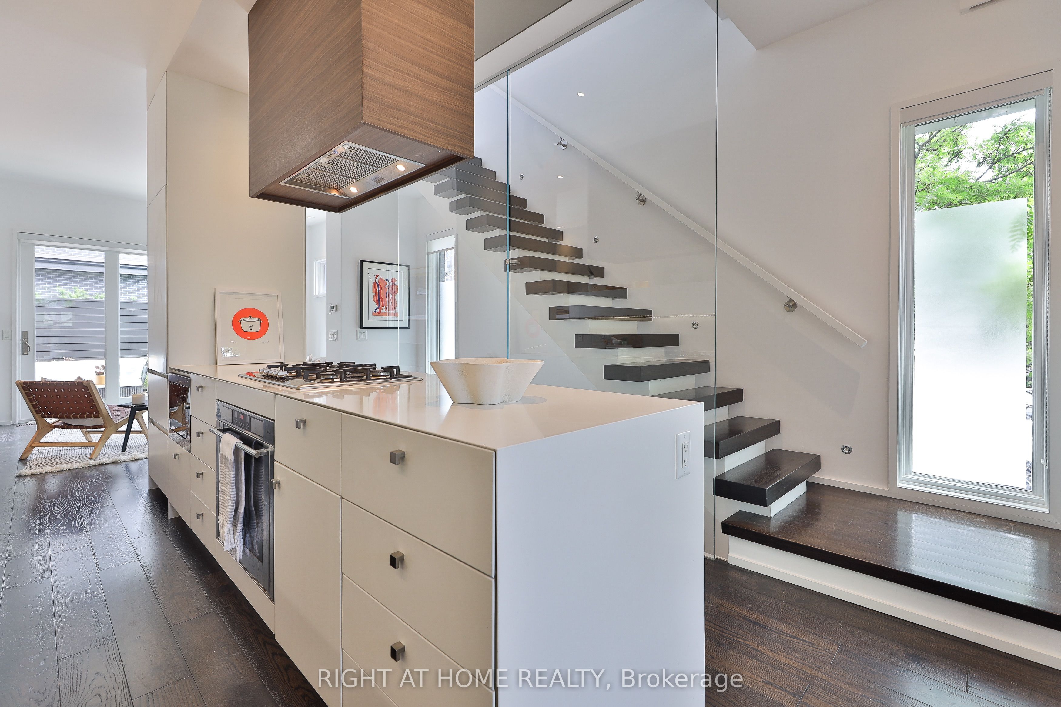 207 Claremont Street