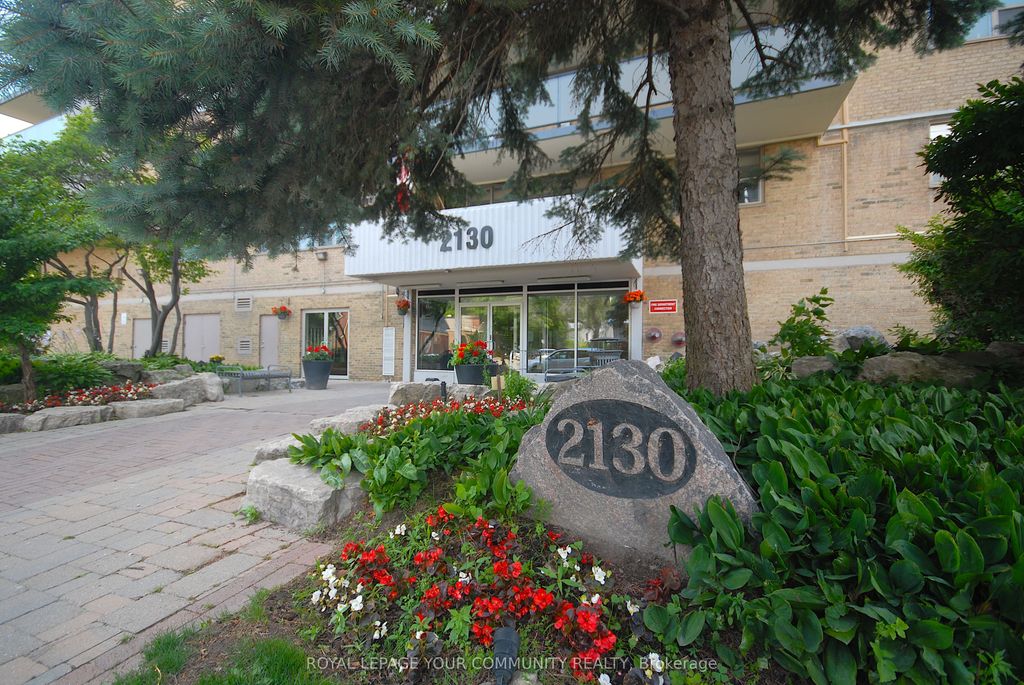 Photo of 2130 Weston Road #901, Toronto, ON M9N 3R9 (MLS # W12294394)