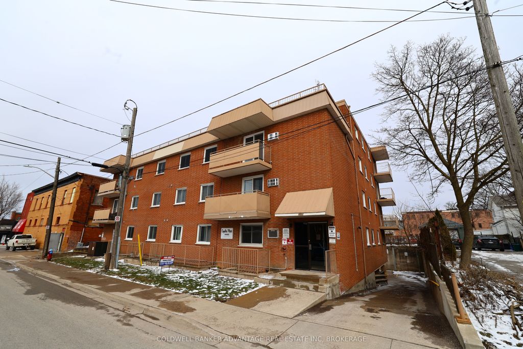 Photo of 4692 CRYSLER Avenue #102, Niagara Falls, ON L2E 3V8 (MLS # X12908312)