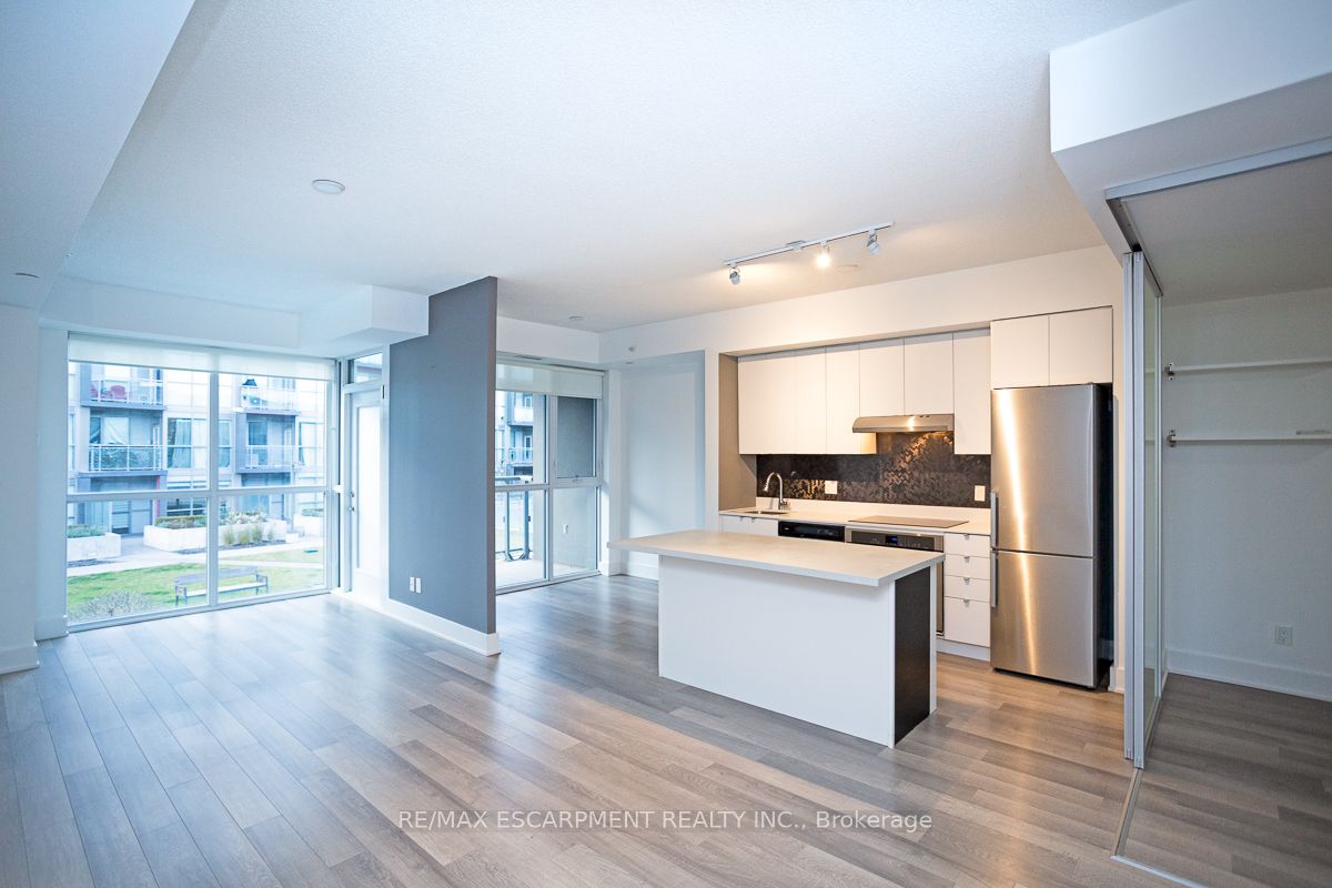 5260 Dundas Street C301