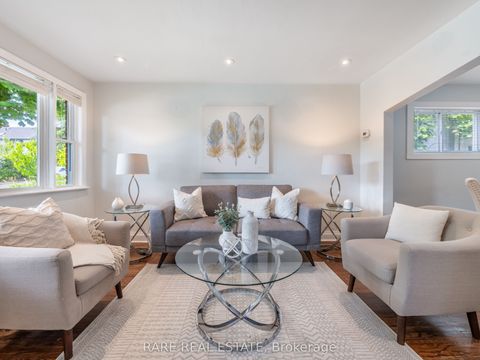 67 Glenburn Avenue main Toronto ON M4B 2X6