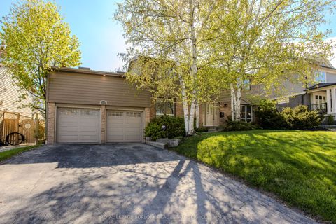 1858 Heather Hills Drive Burlington ON L7P 2Y9