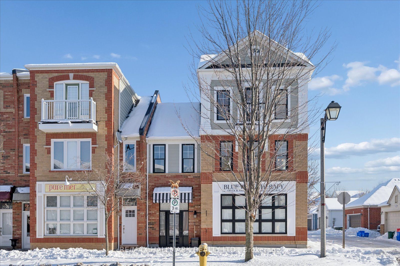 2740 Bur Oak Avenue 1