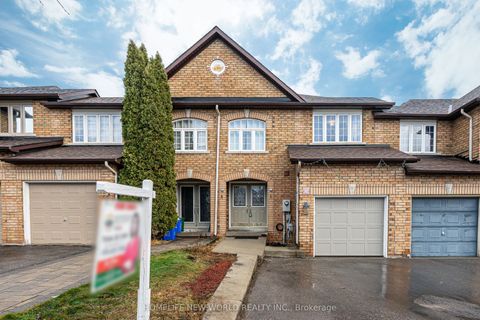 60 Bloomgate Crescent Richmond Hill ON L4E 4E2