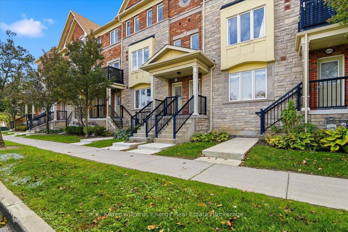 2237 Bur Oak Avenue 82