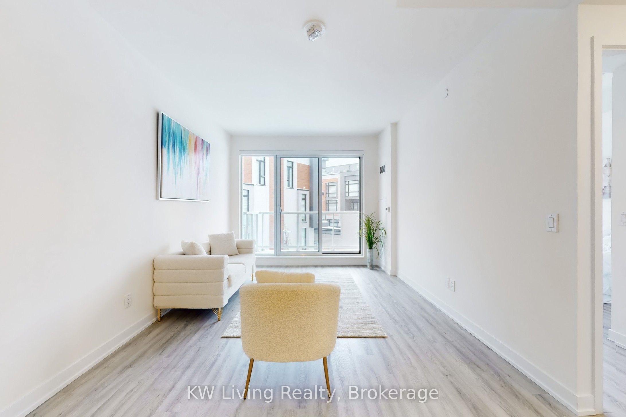 6 David Eyer Road 212