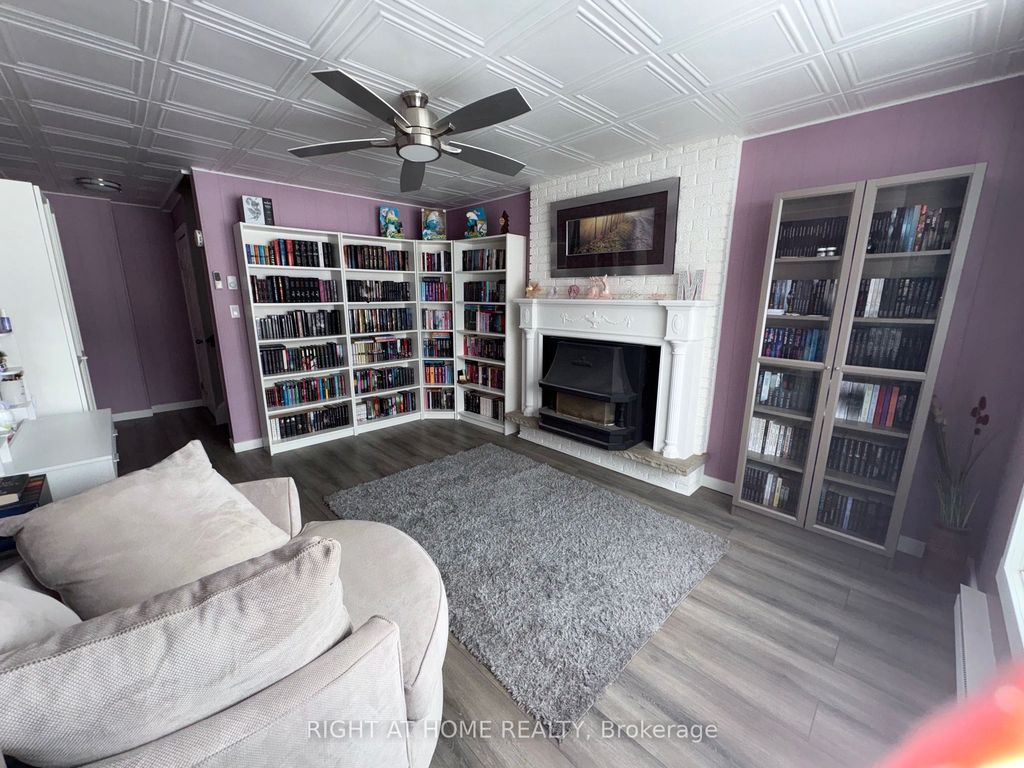 Photo of 27 Shore Acres Boulevard, North Bay, ON P1A 1B7 (MLS # X12780784)