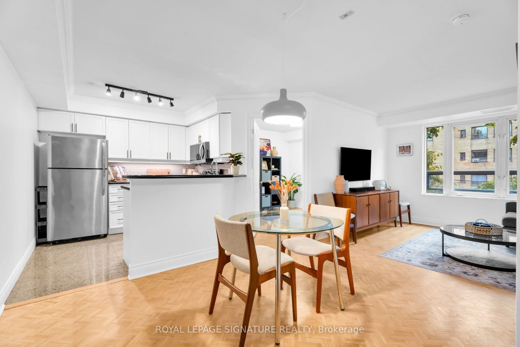Photo of 800 Spadina Road #301, Toronto, ON M5P 3N2 (MLS # C14092666)