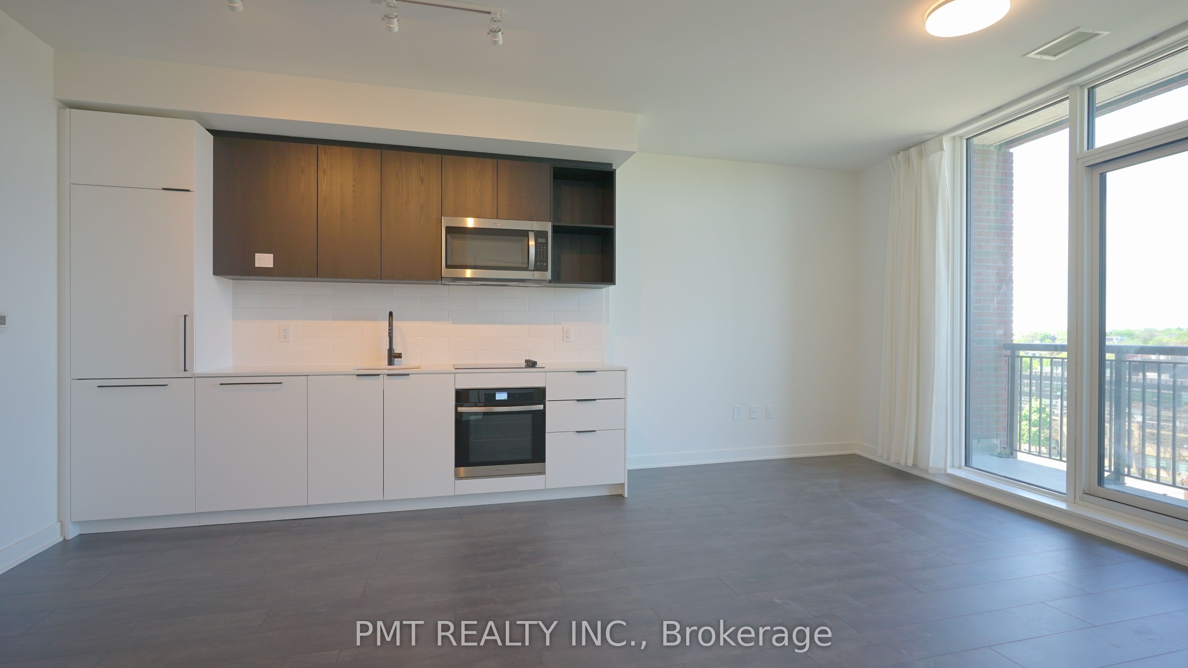 1185 Dupont Street 719