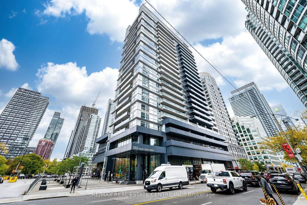 Photo of 352 Front Street W #204, Toronto, ON M5V 0K3 (MLS # C12938738)