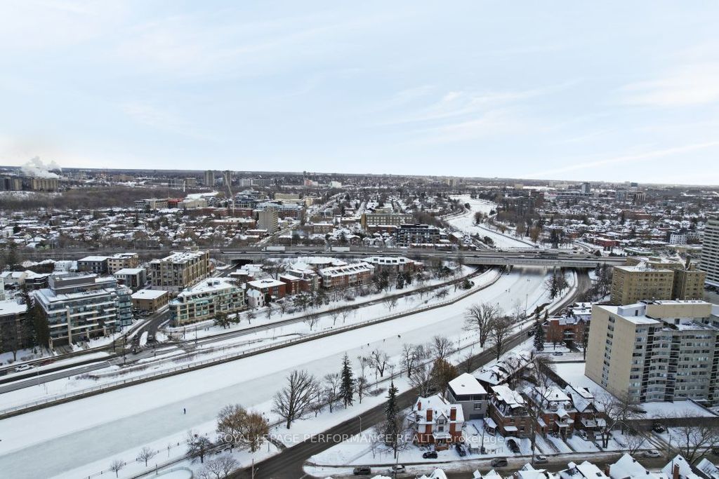 Photo of 142 Waverley Street #2D, Ottawa Centre, ON K2P 0V4 (MLS # X12721402)