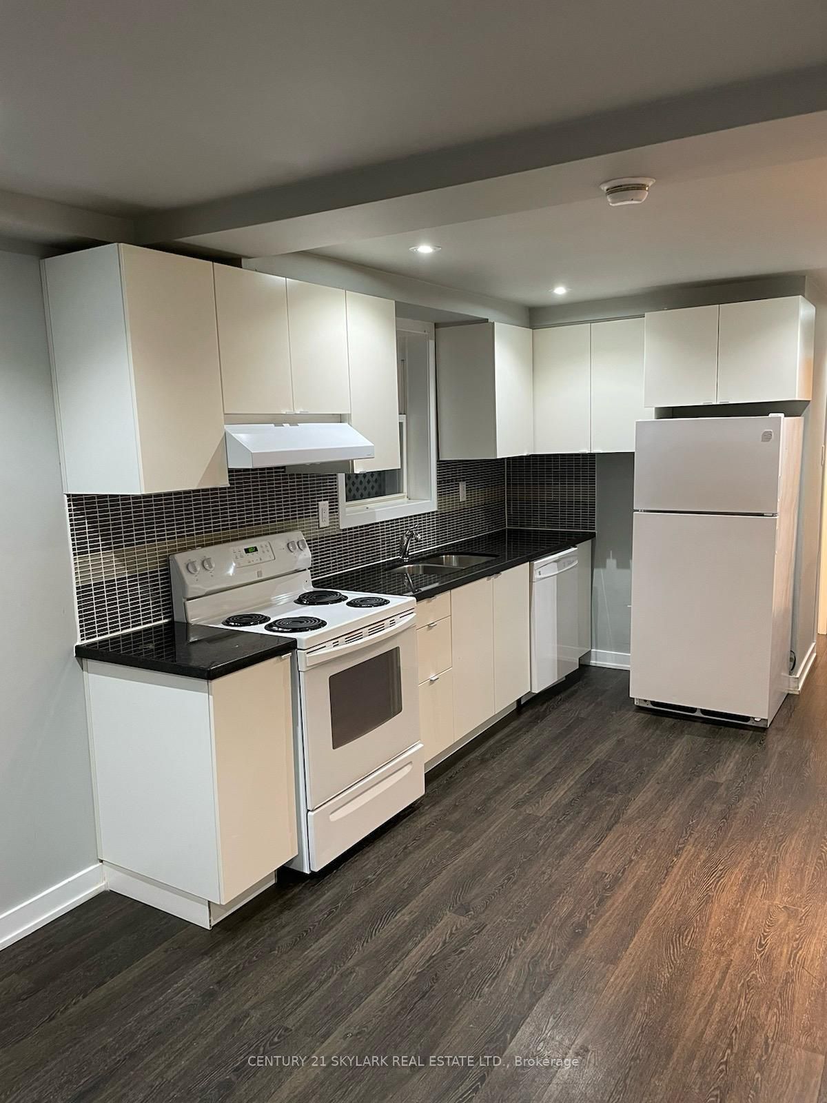 78 Cavell Avenue Lower