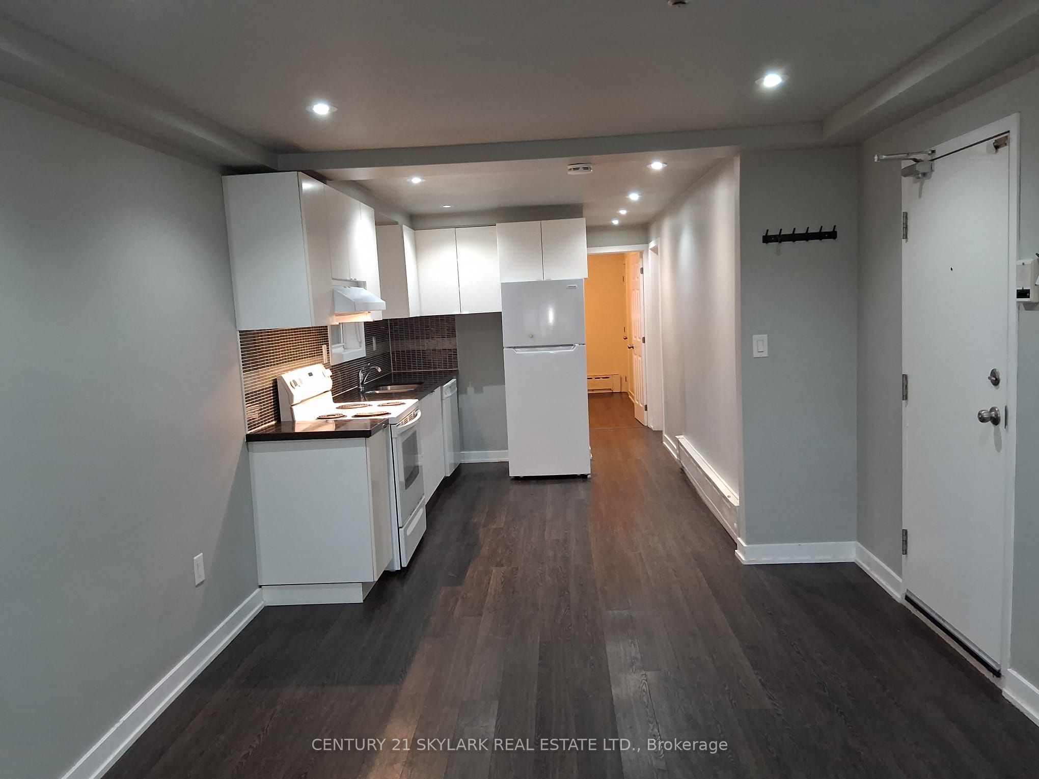 78 Cavell Avenue Lower