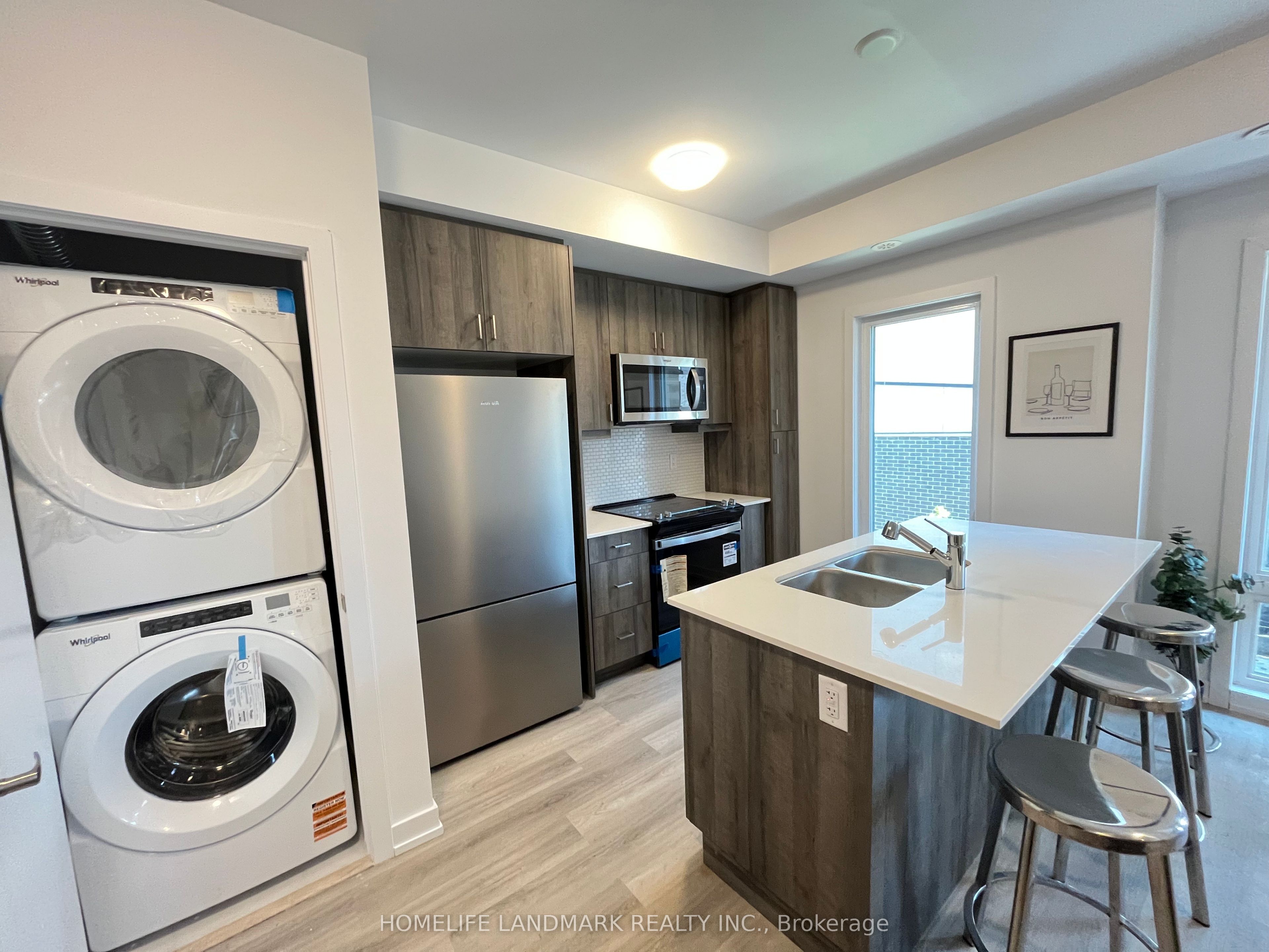 51 Jefferson Side Road 106