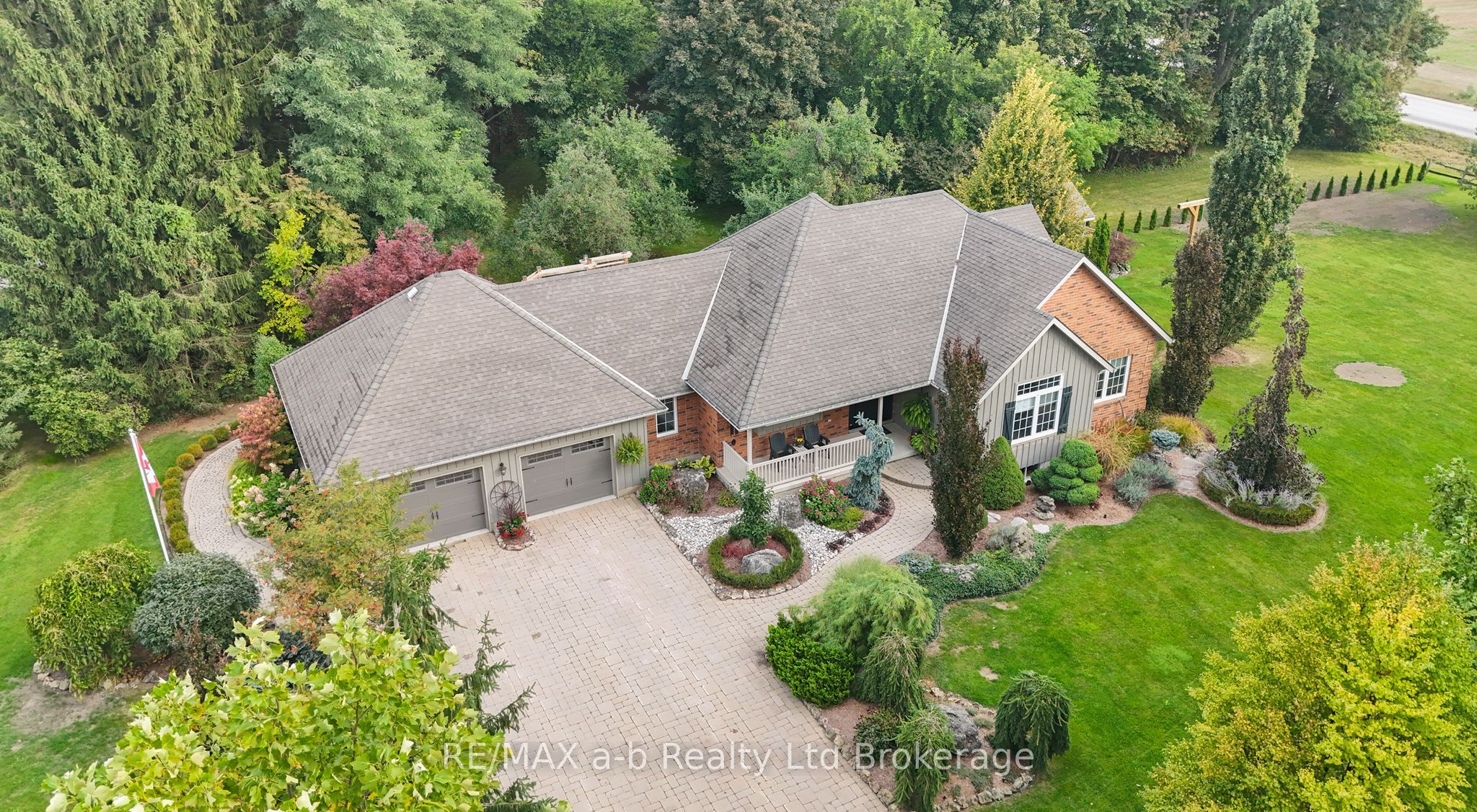 386087 Second Road