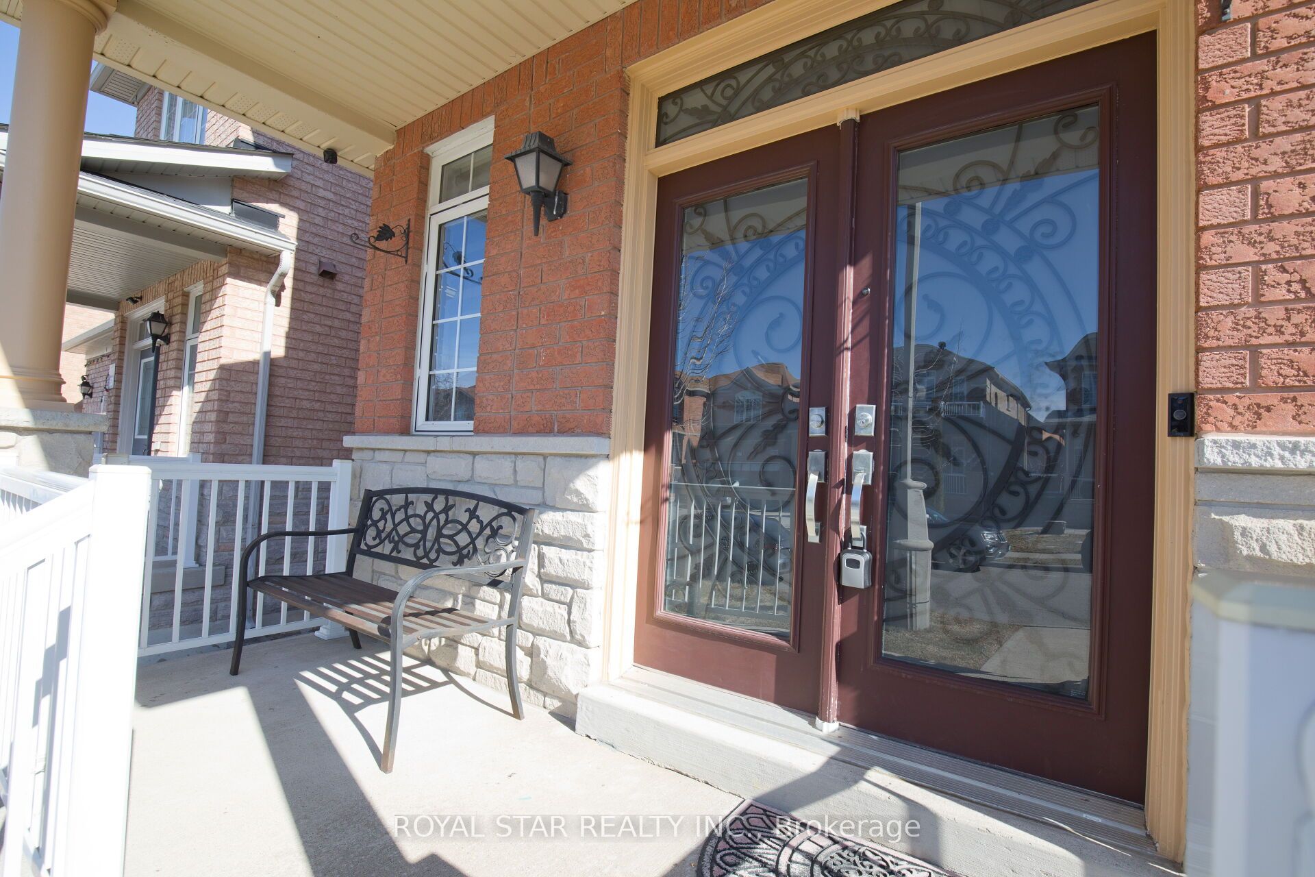 51 Cape Dorset Crescent
