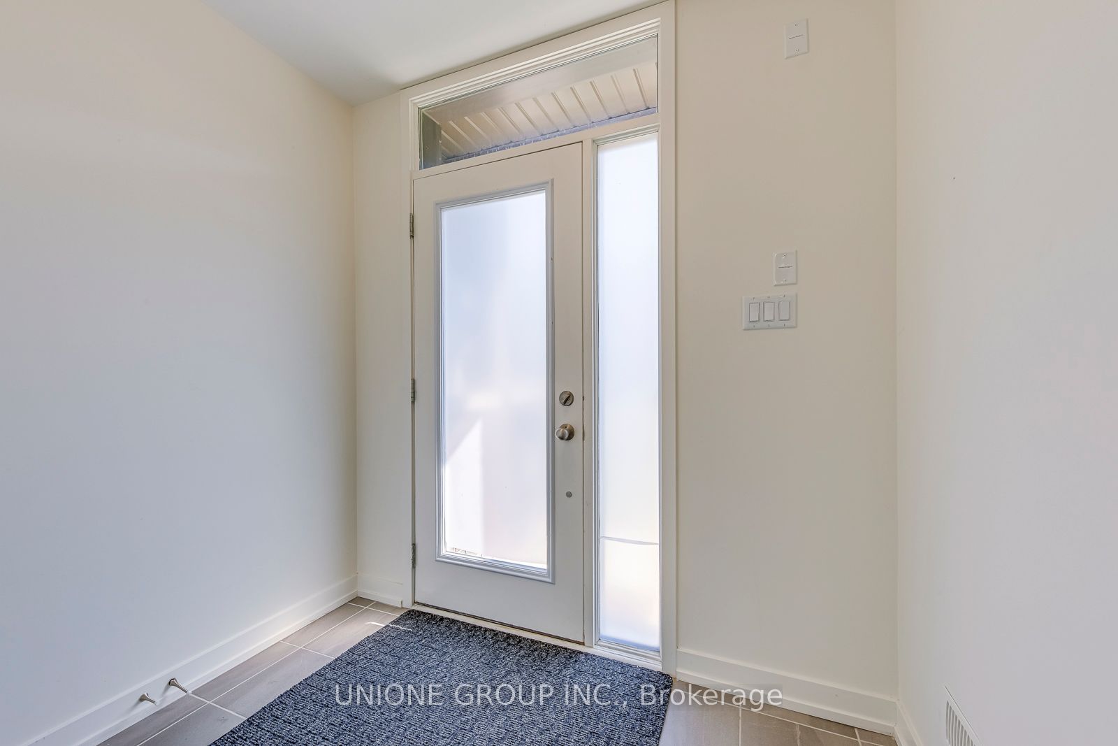 3134 Mintwood Circle