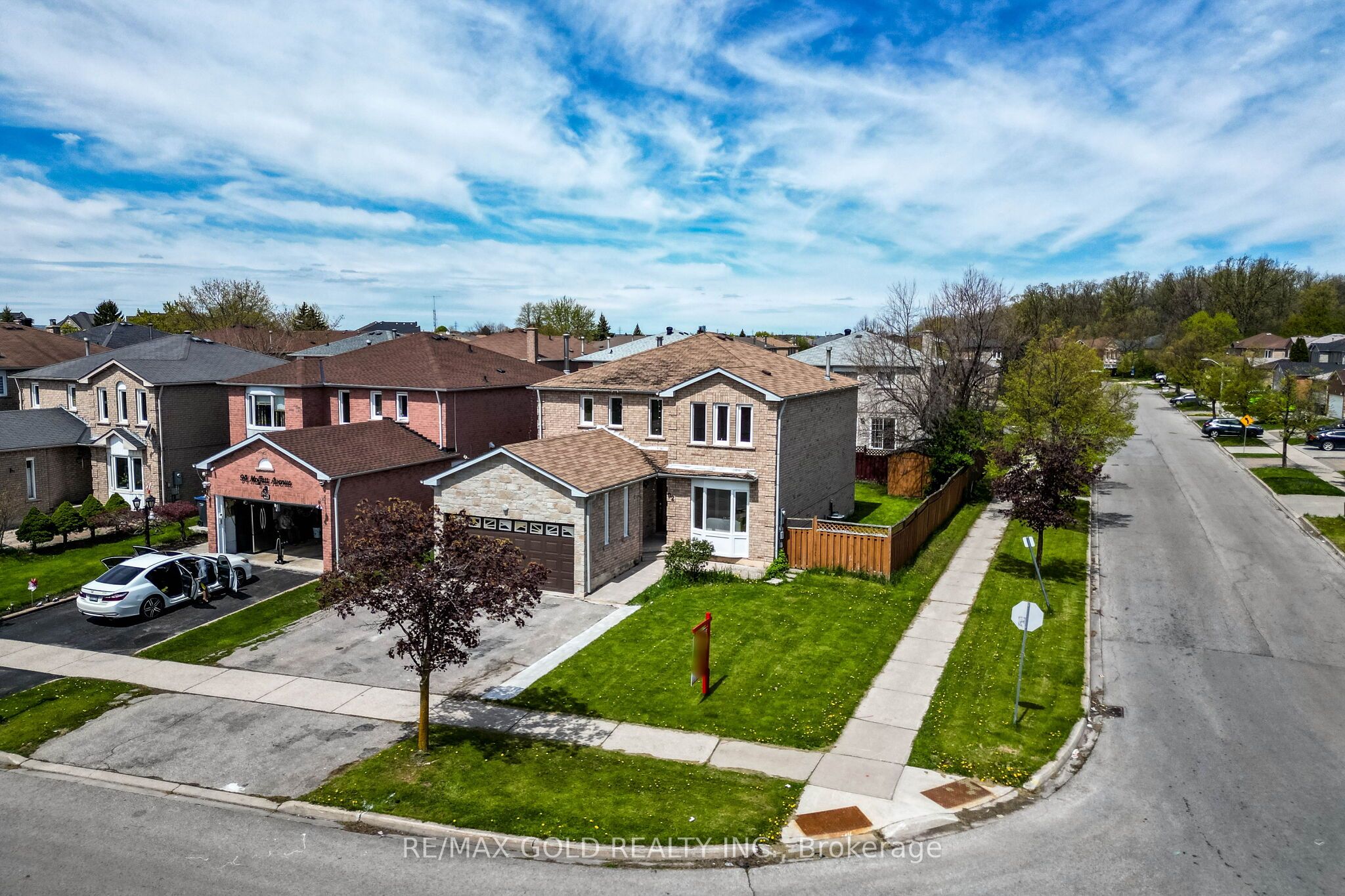 92 Moffatt Avenue