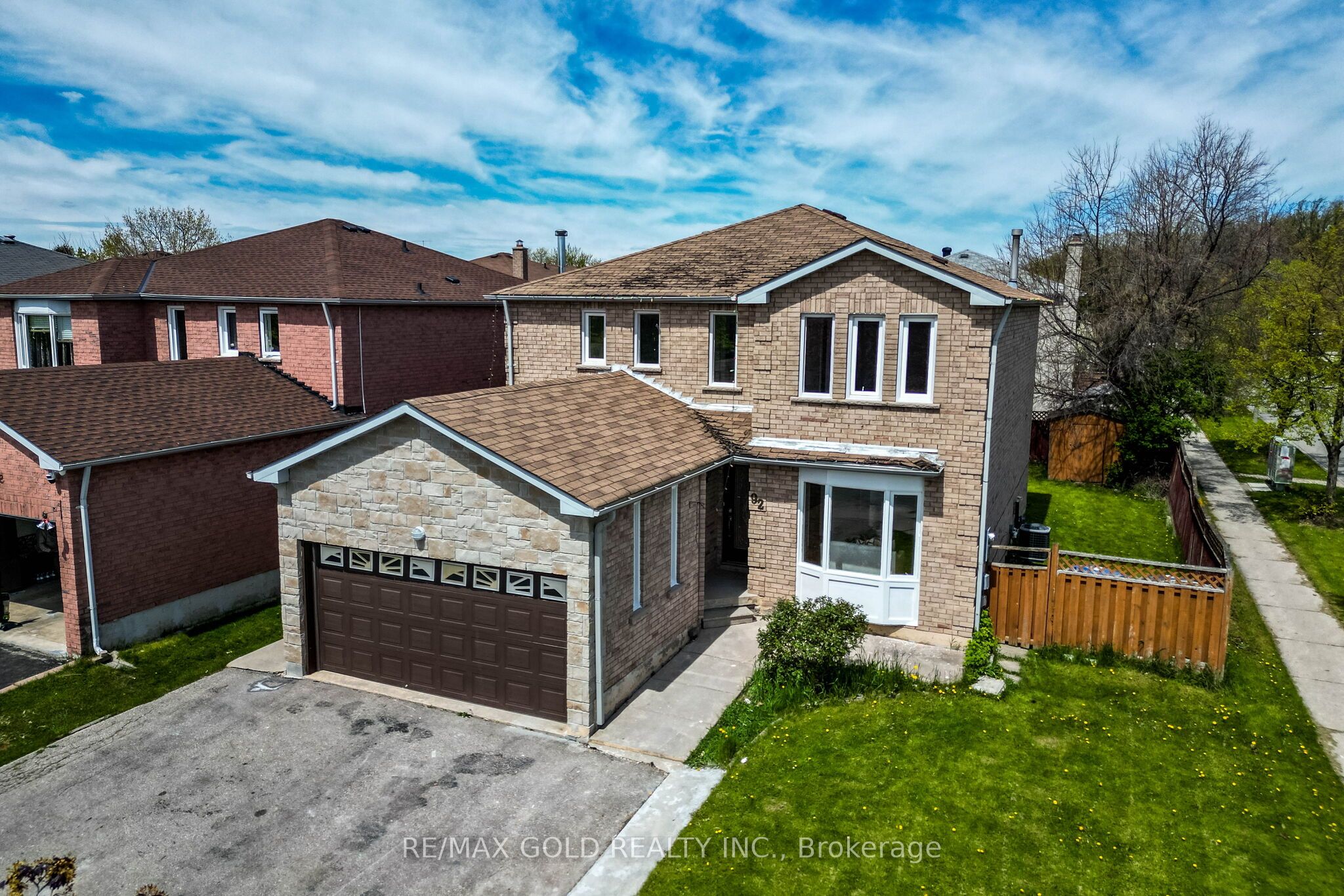 92 Moffatt Avenue