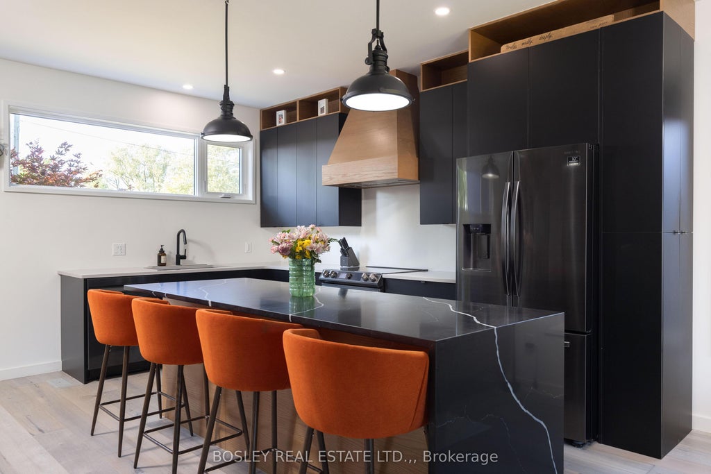 Photo of 29 Rosedale Avenue, Thorold, ON L0S 1K0 (MLS # X13763604)