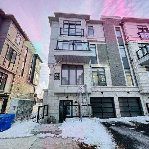 20 Halliford Place 112 Brampton ON L6P 4R1