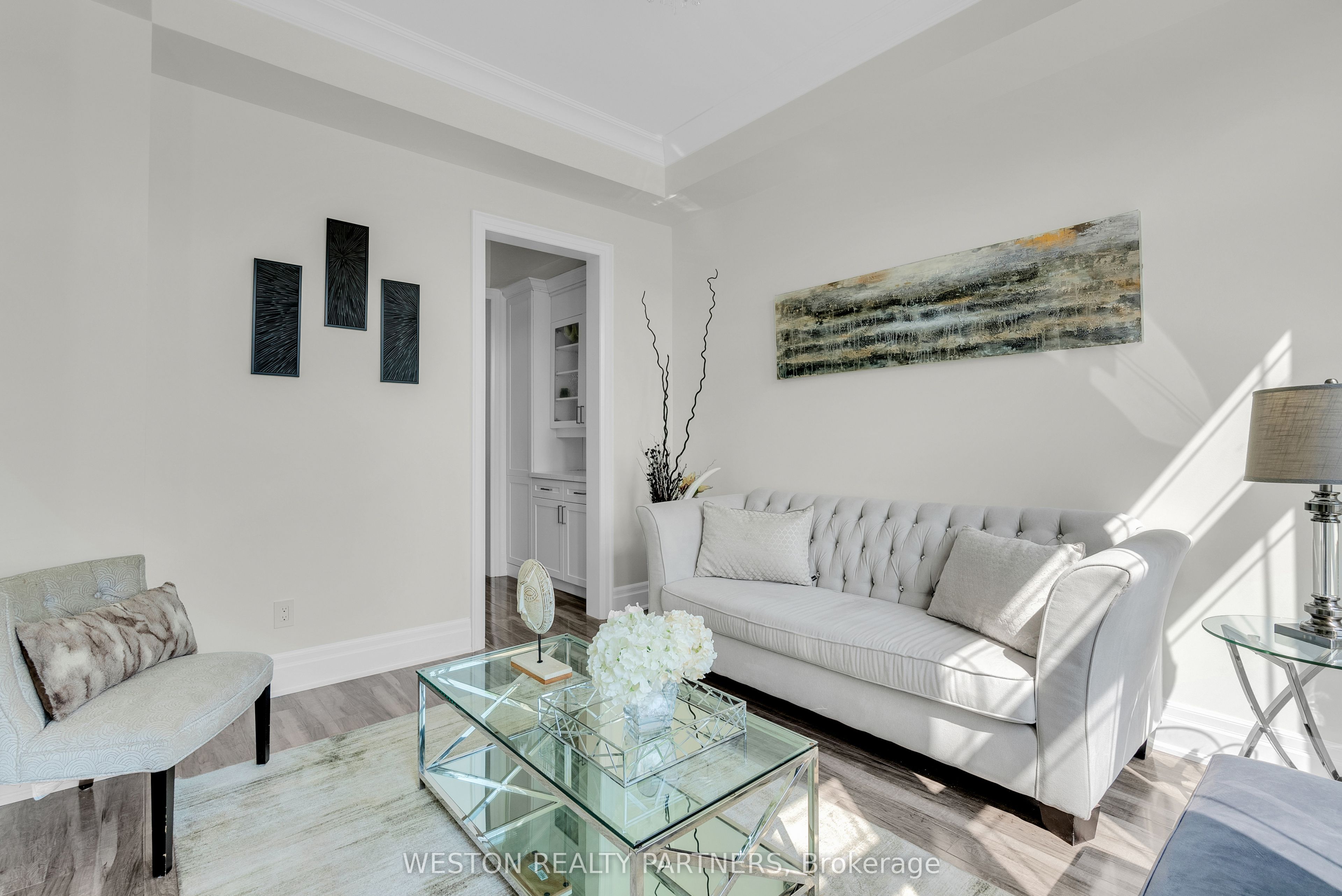 3281 Cawthra Road