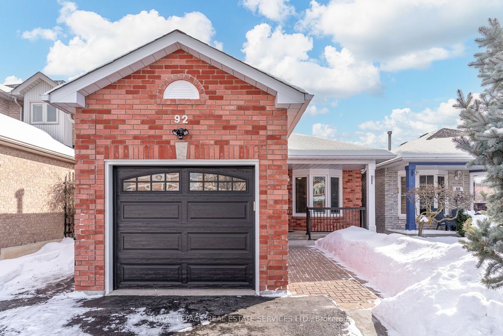 Photo of 92 Gray Avenue, New Tecumseth, ON L9R 1P6 (MLS # N12794336)