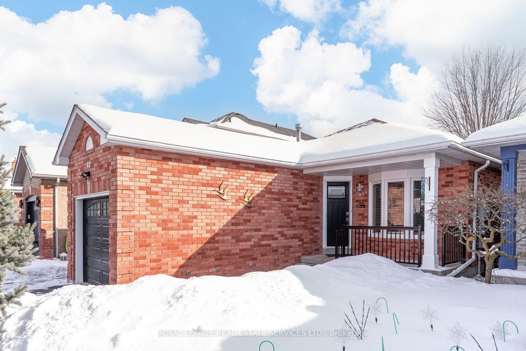 Photo of 92 Gray Avenue, New Tecumseth, ON L9R 1P6 (MLS # N12794336)