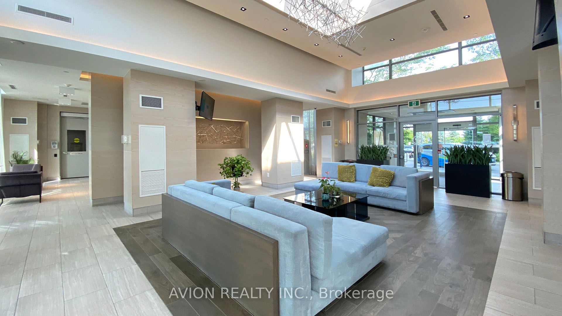4633 Glen Erin Drive 1709