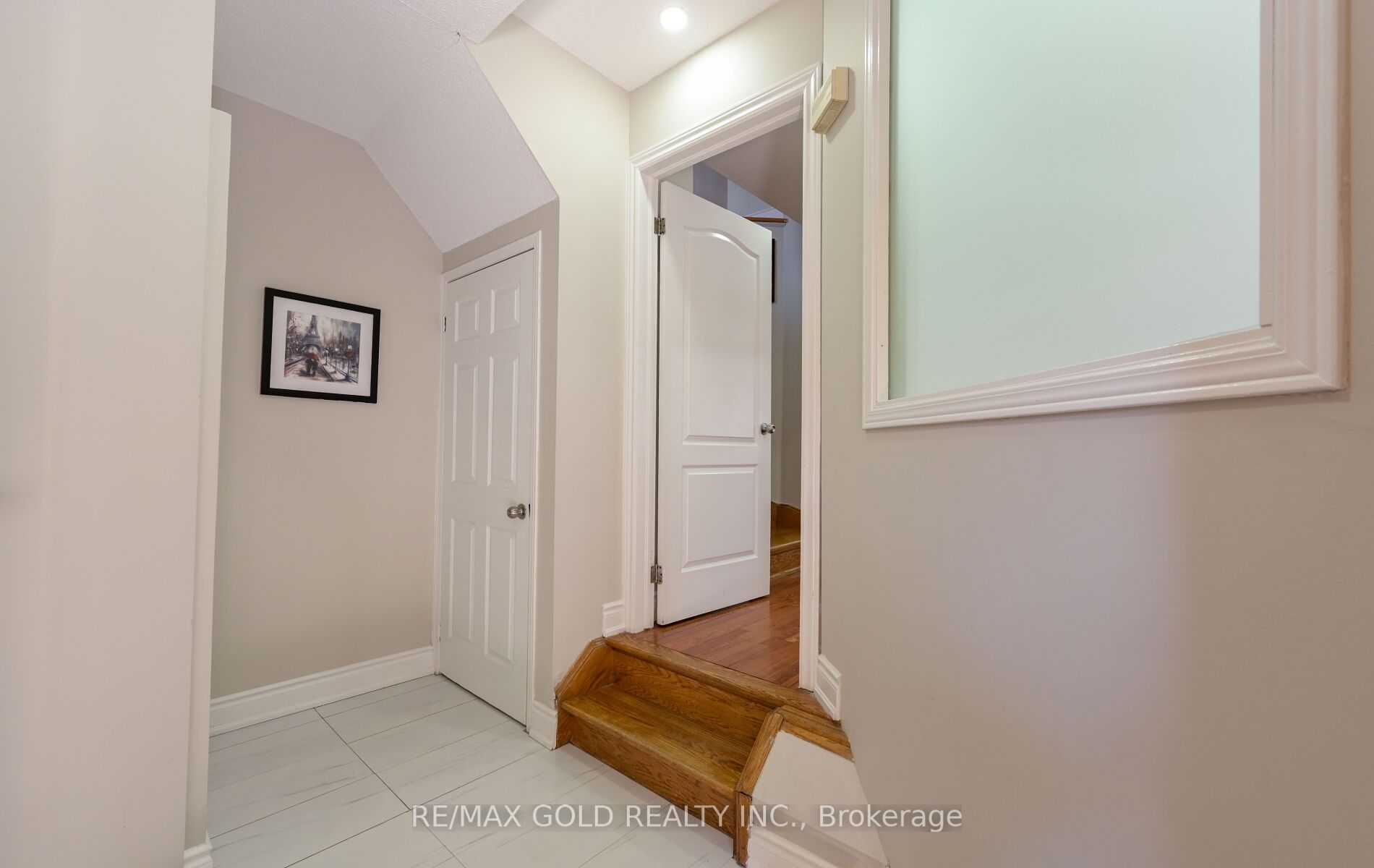171 Fernforest Drive