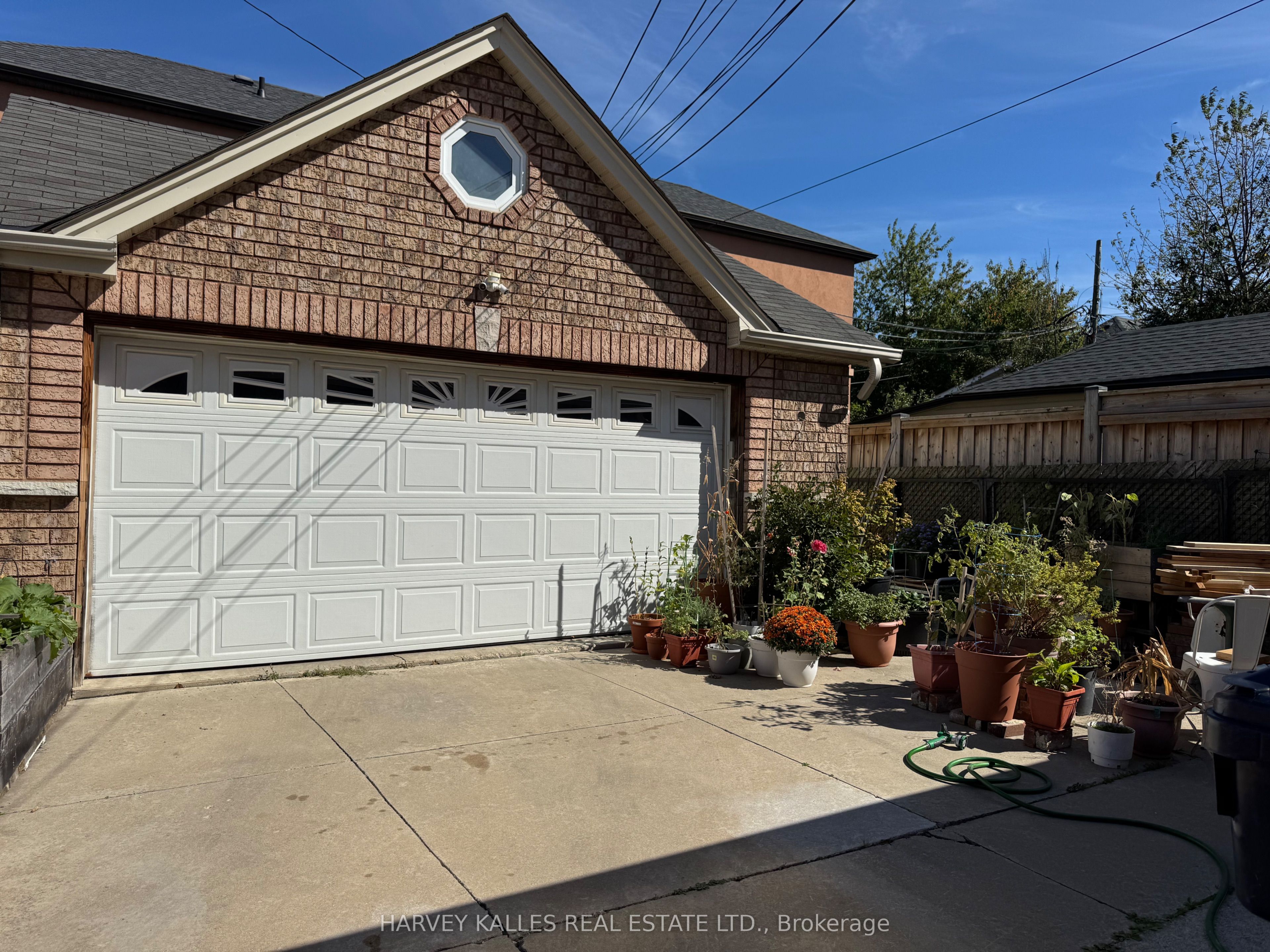 313 Glenholme Avenue
