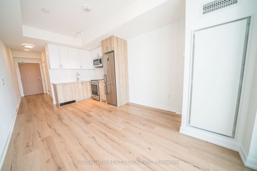 Photo of 1195 The Queensway Way #501, Toronto, ON M8Z 0H1 (MLS # W12704006)