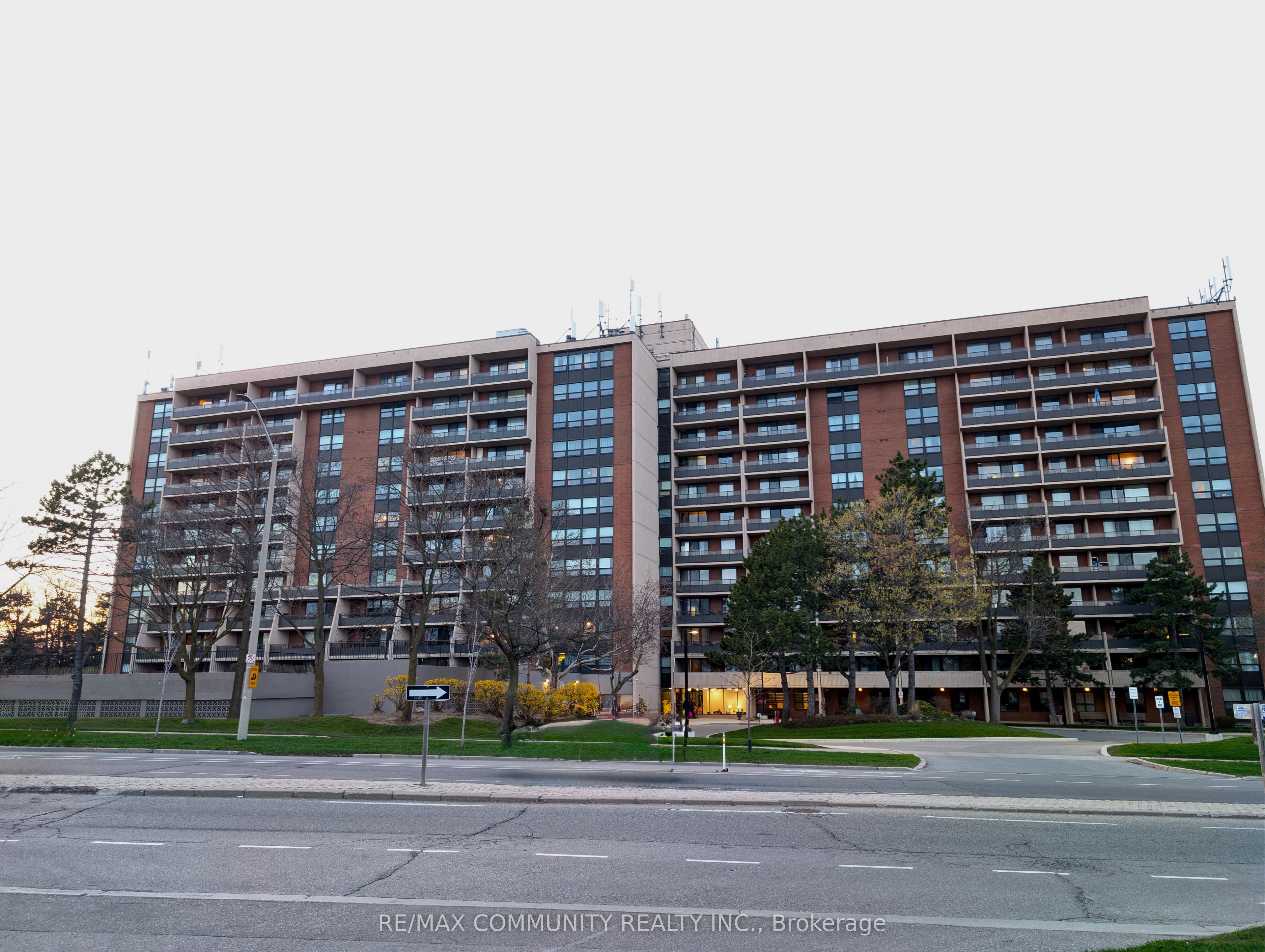 2929 Aquitaine Avenue S 705