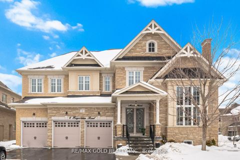 6 Hagerman Road Brampton ON L6P 4C1