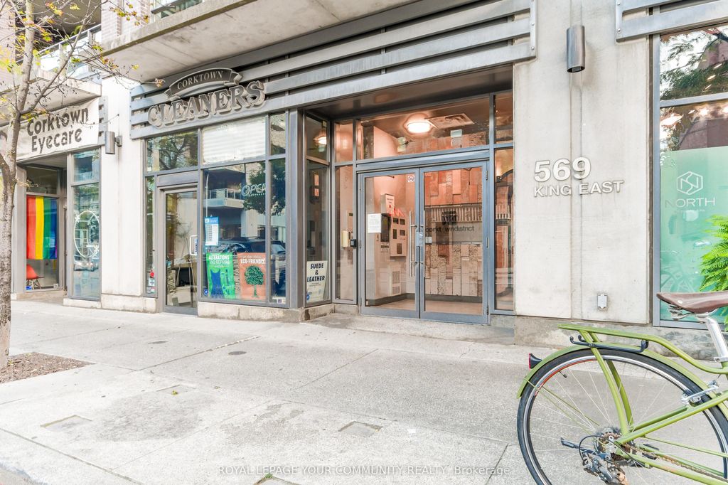 Photo of 569 King Street E #304, Toronto, ON M5A 1M5 (MLS # C12401984)