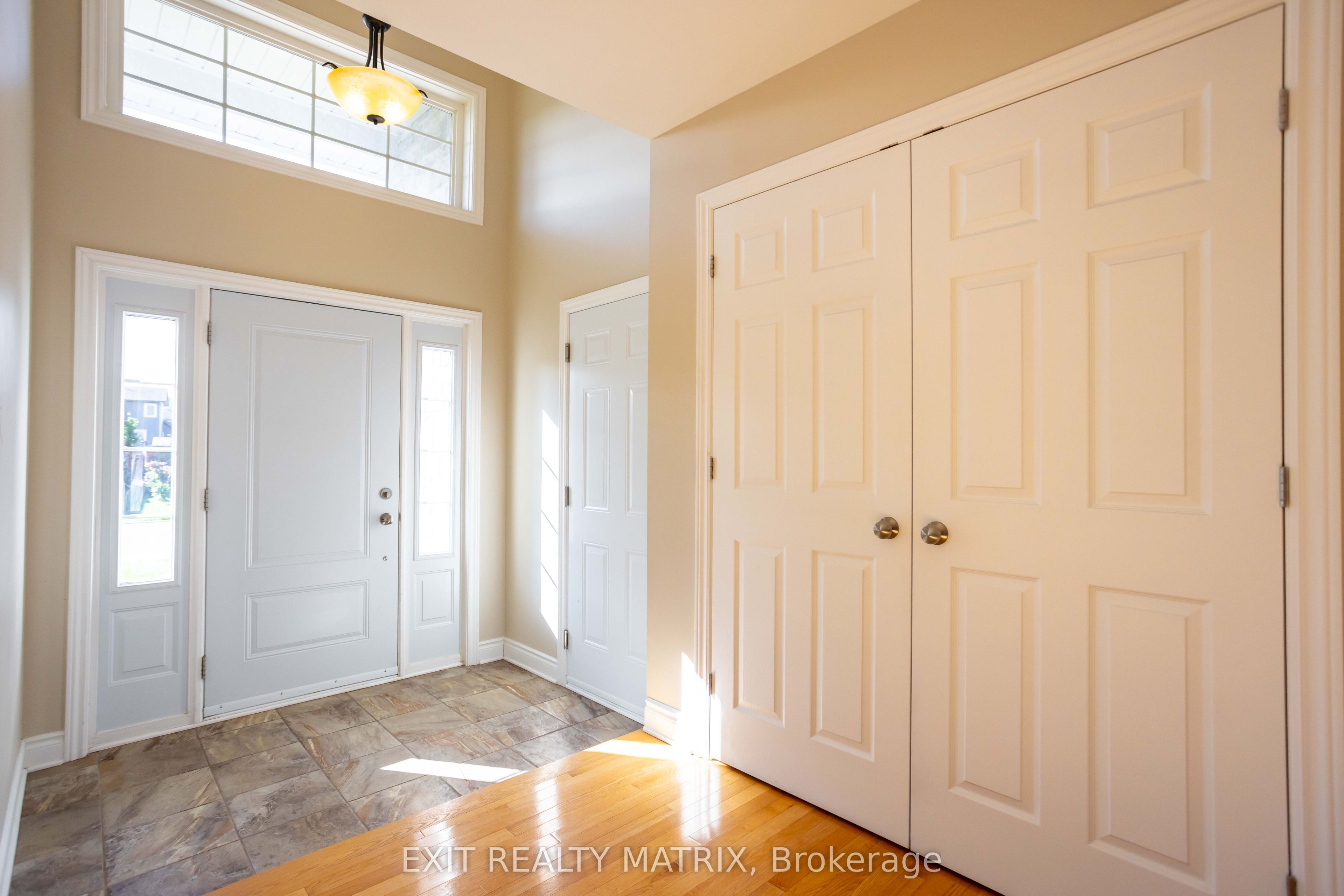 111 York Crossing - Photo 3
