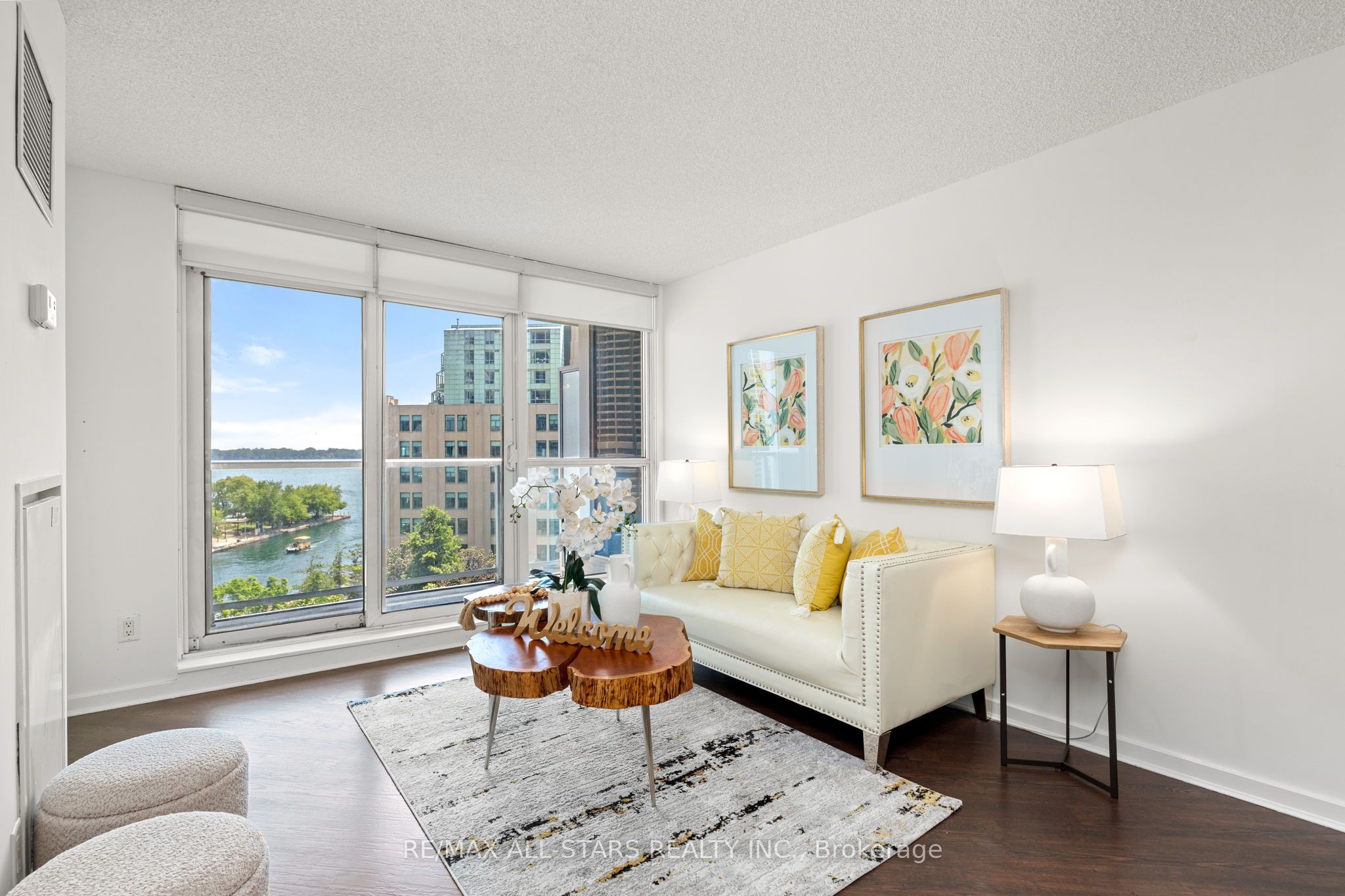 208 Queens Quay W 804