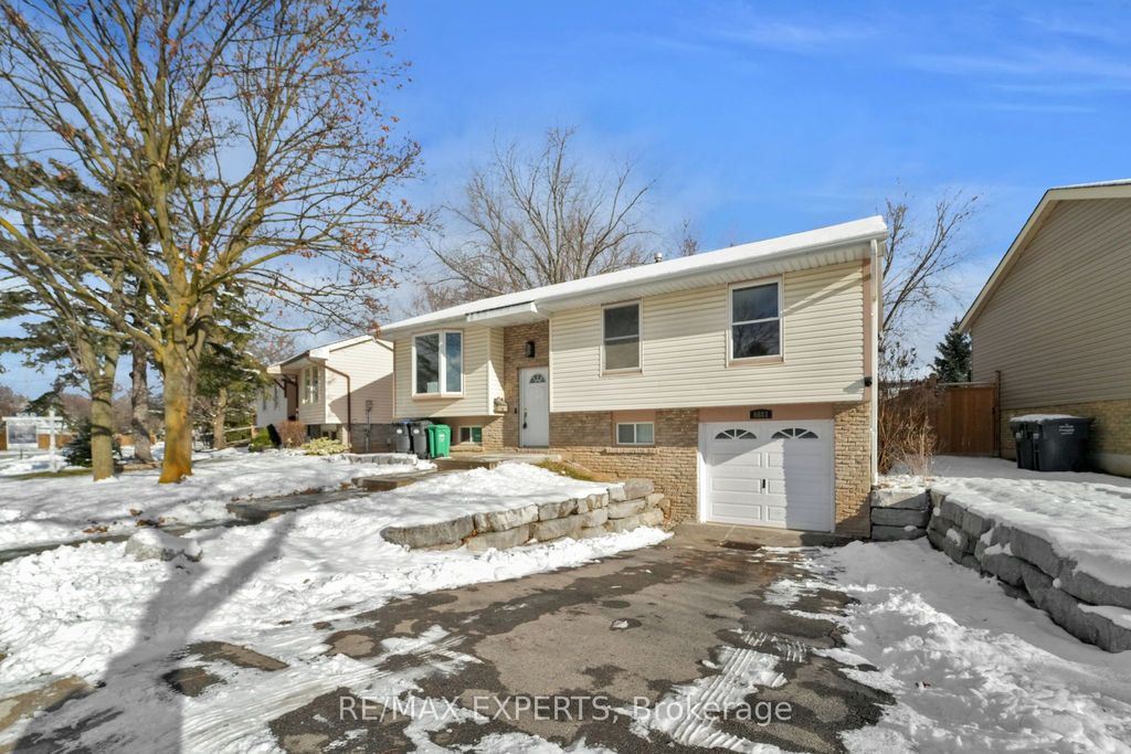 Photo of 6883 Shelter Bay Road, Mississauga, ON L5N 1T8 (MLS # W12639716)