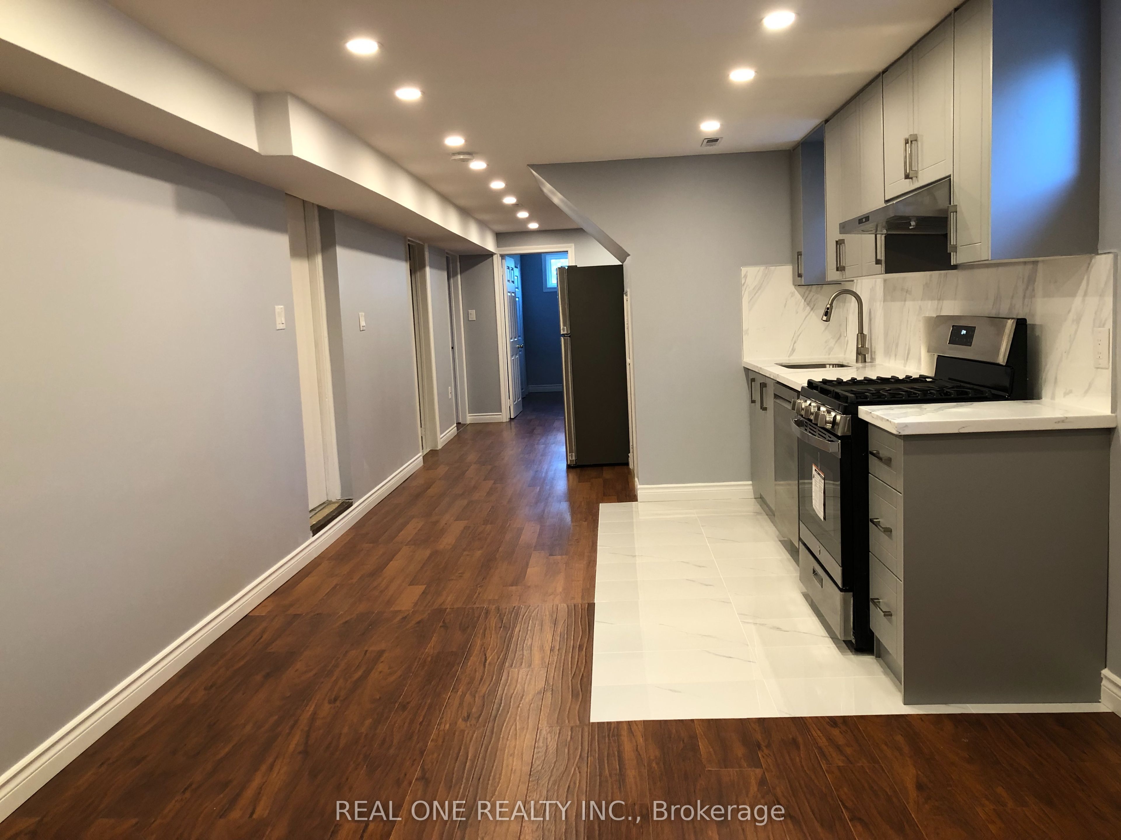 1161 Shadeland Drive Lower