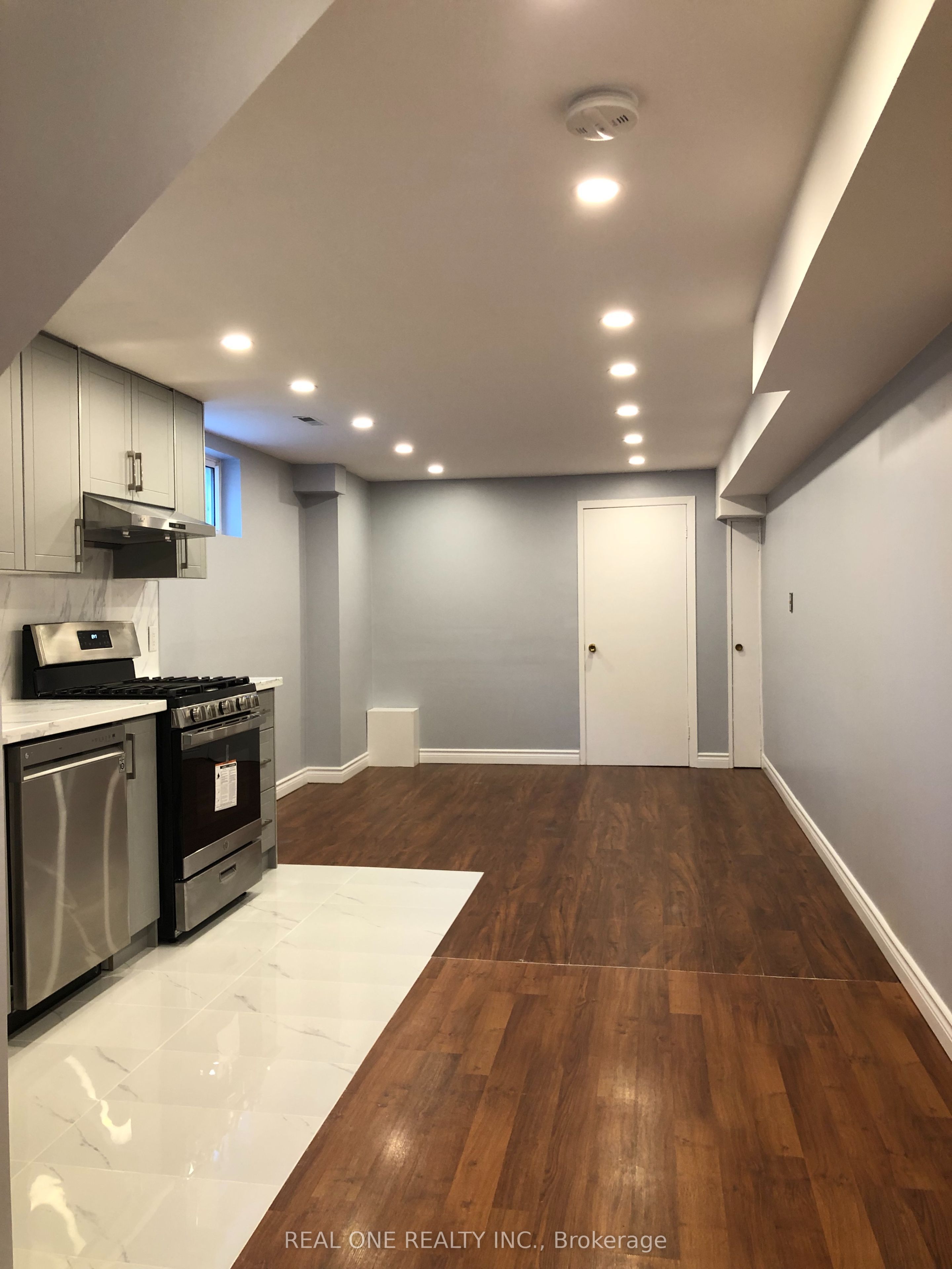 1161 Shadeland Drive Lower