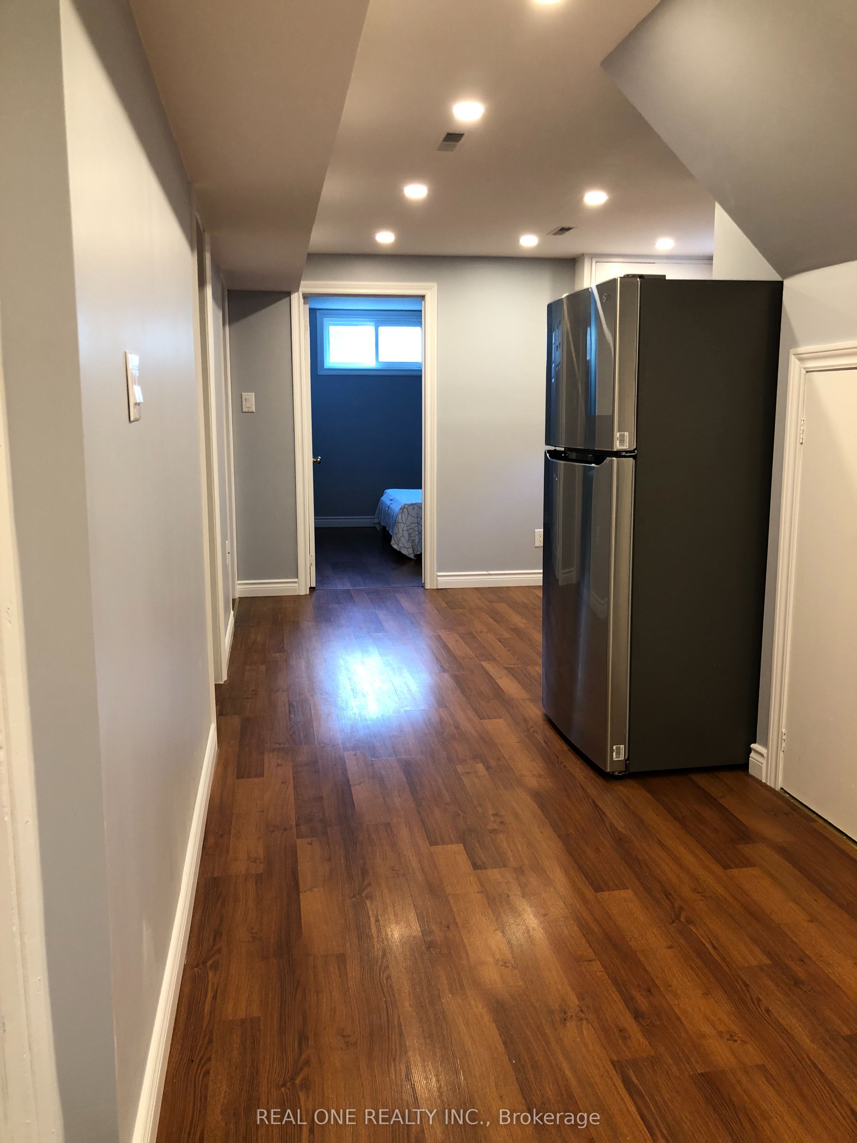 1161 Shadeland Drive Lower