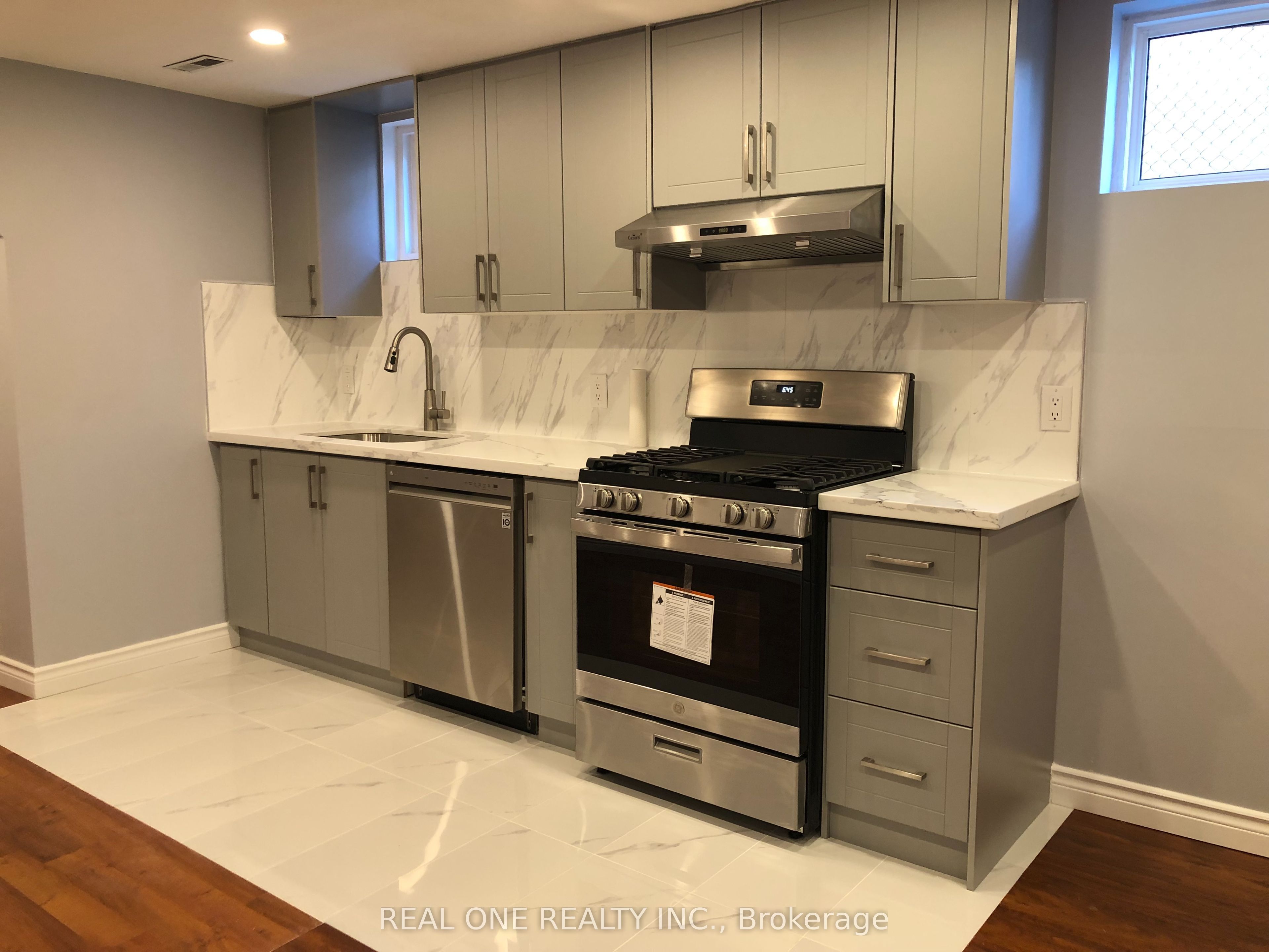 1161 Shadeland Drive Lower