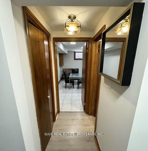 72 Elgin Mills Road W Basement