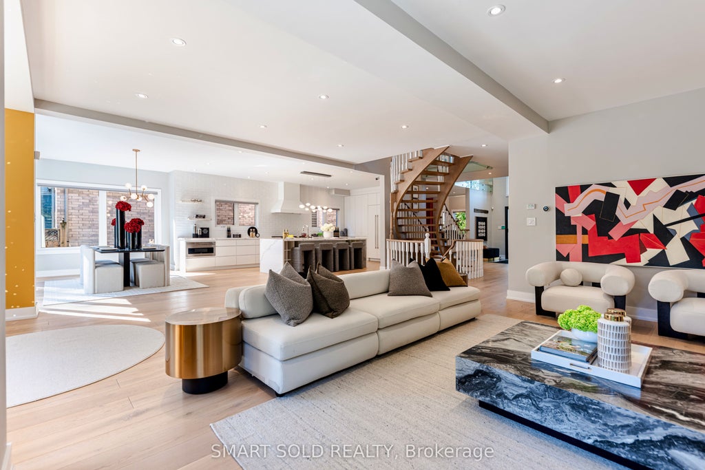 Photo of 231 Hounslow Avenue, Toronto, ON M2N 2B5 (MLS # C14113780)