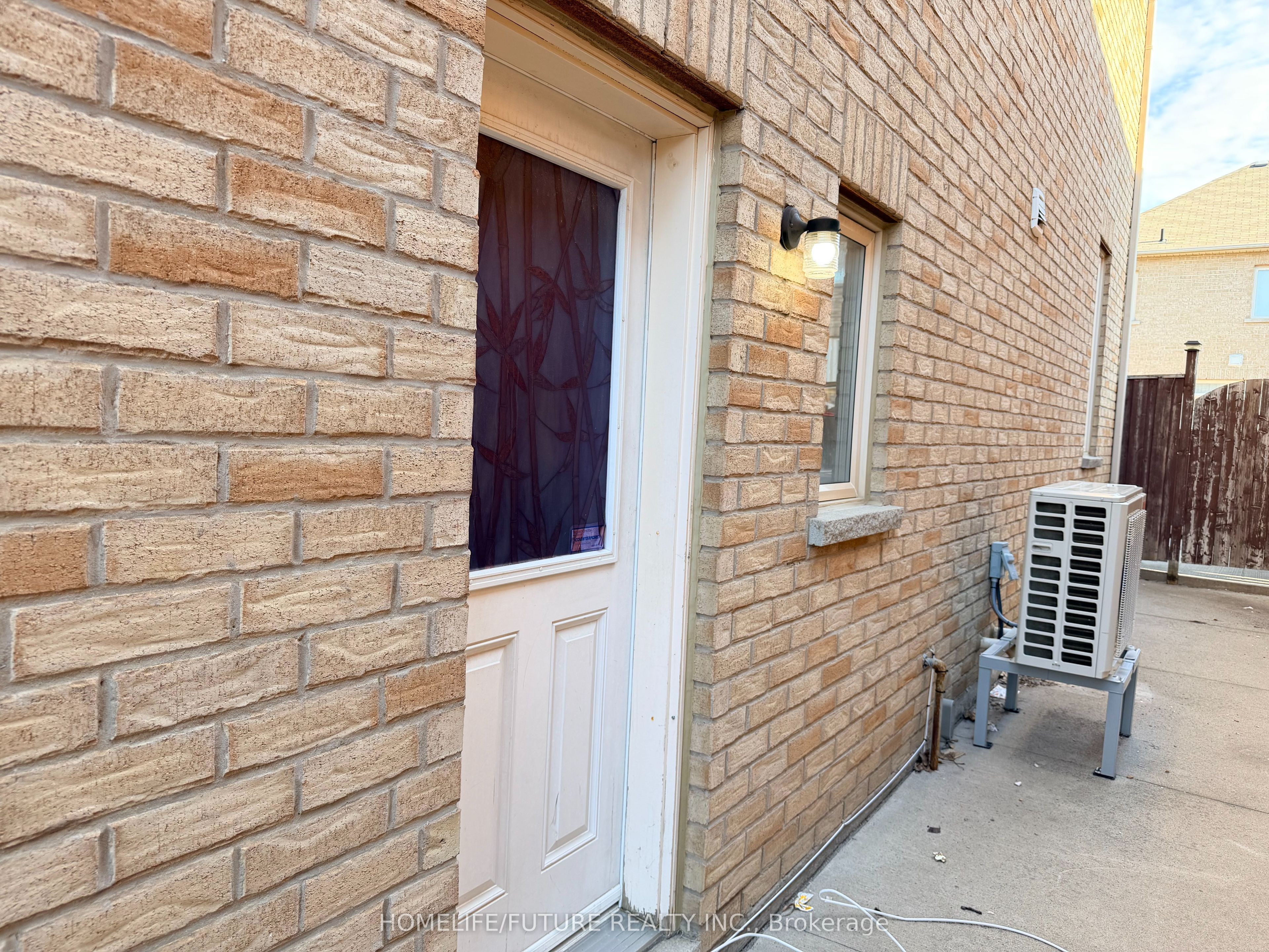 22 Gamson Crescent Bsmt