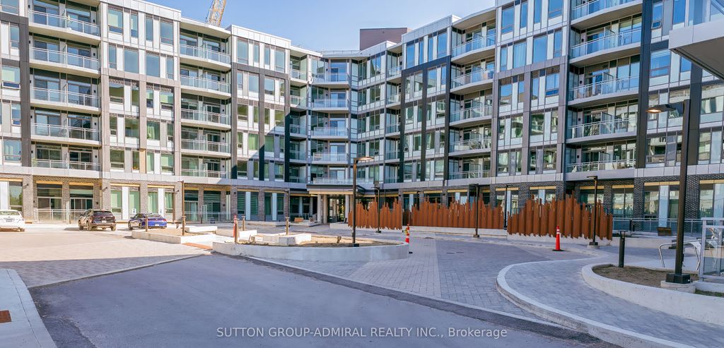 Photo of 2501 Saw Whet Boulevard #537, Oakville, ON L6M 5N2 (MLS # W12659844)