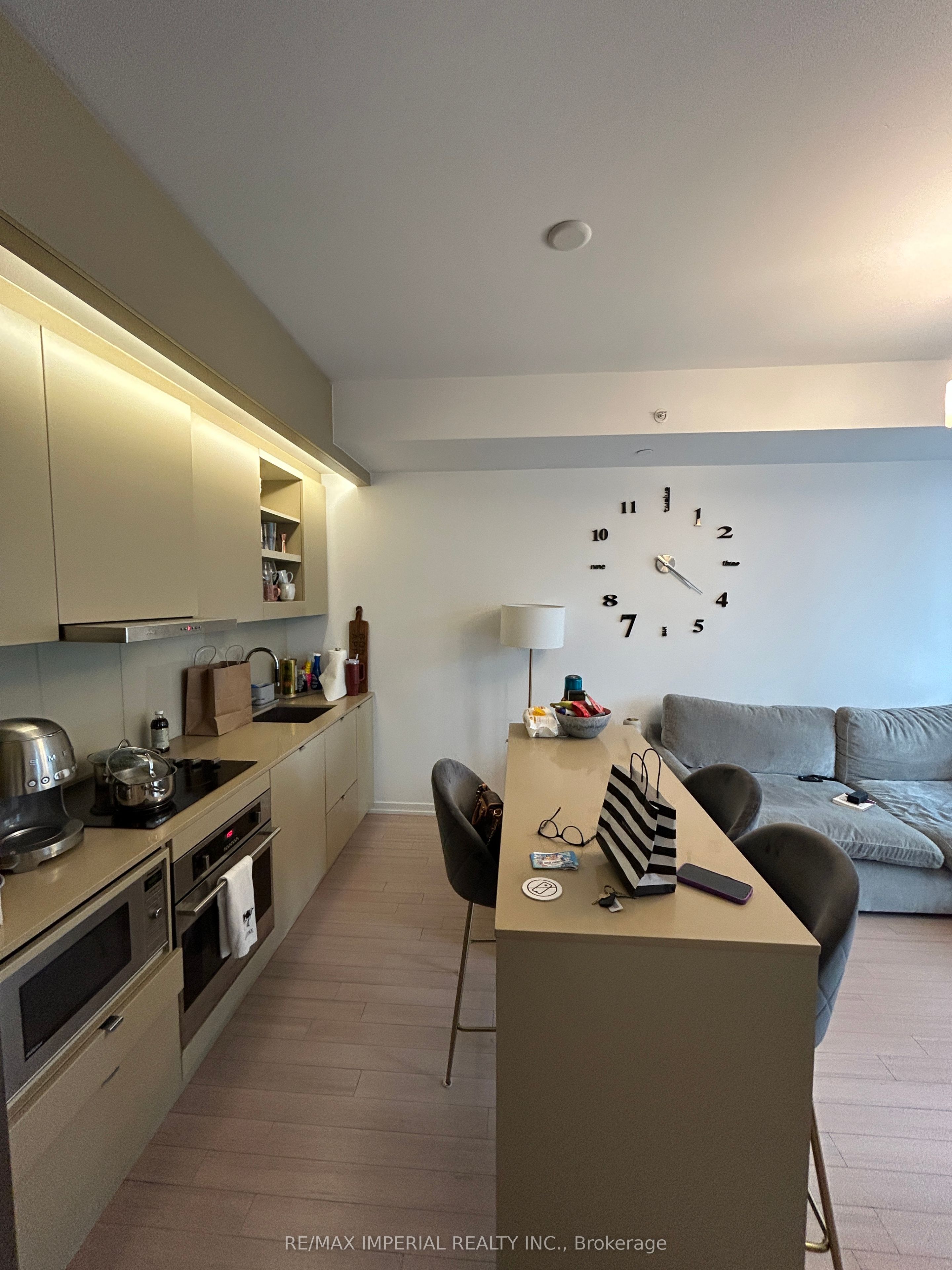 101 Peter Street 2708