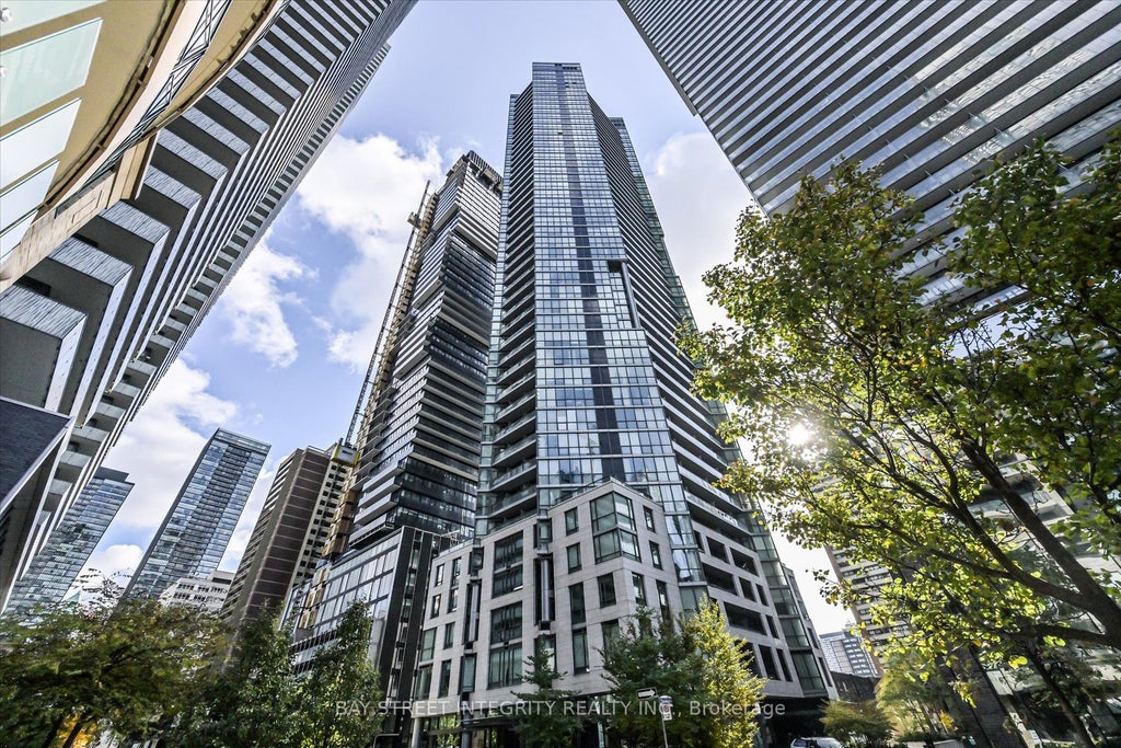 Photo of 45 Charles Street E #802, Toronto, ON M4Y 1S2 (MLS # C14090044)